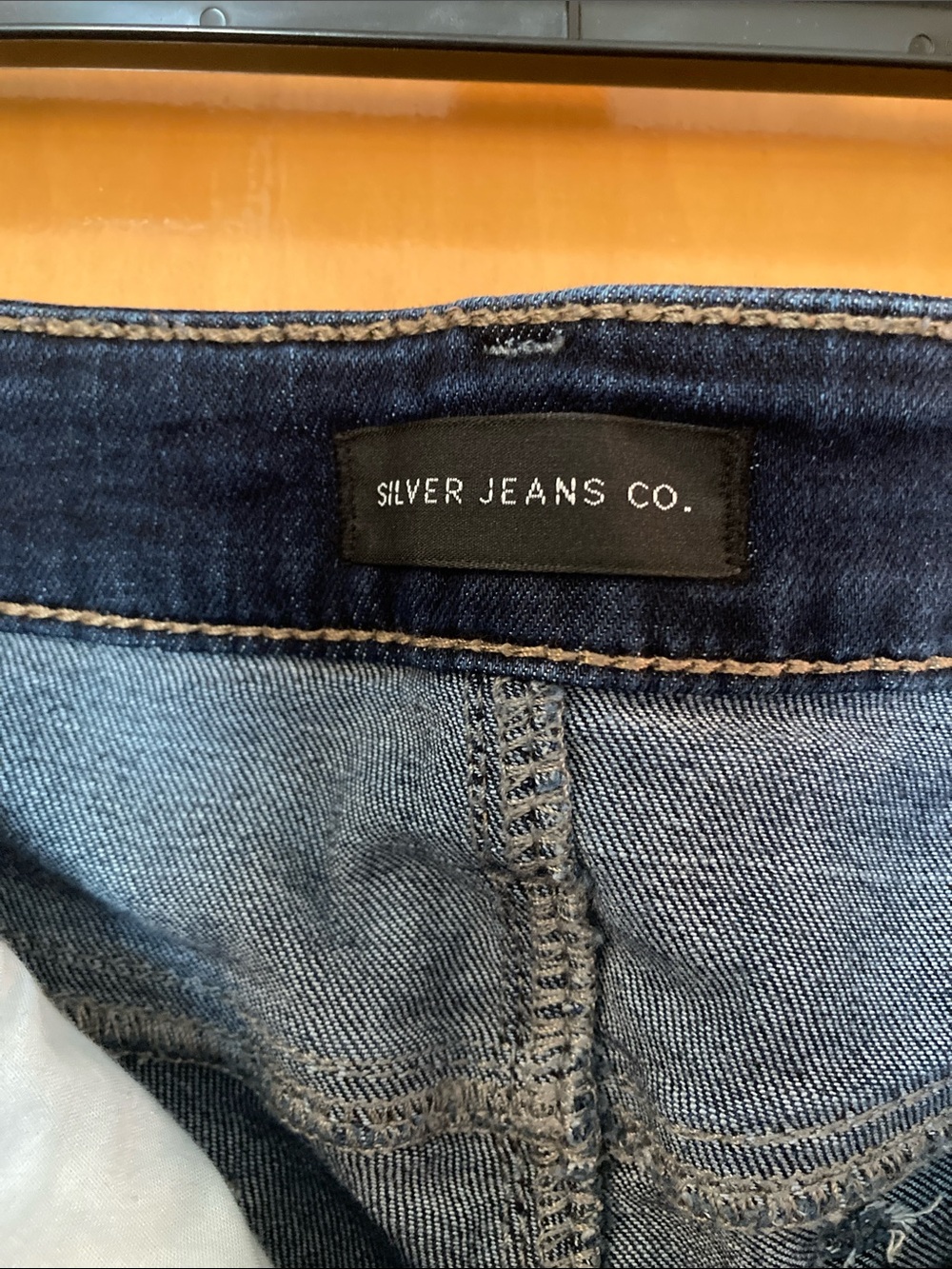 Silver Jeans suki capri Dark Indigo Women size 14w - Picture 4 of 9